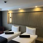 Hotel Grand Iska Palace 3*