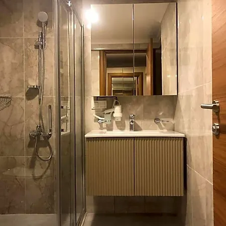 Grand Iska Palace 3*
