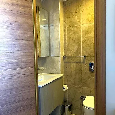 Grand Iska Palace 3*