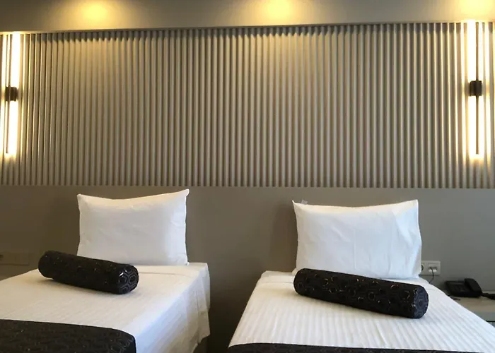 Grand Iska Palace 3*