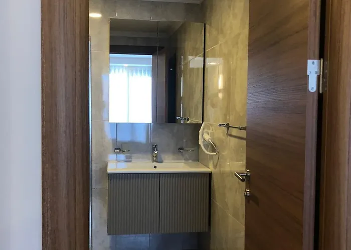 Grand Iska Palace 3*