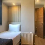 Grand ıska Palace Hotell 3*