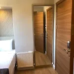 Grand ıska Palace Hotell