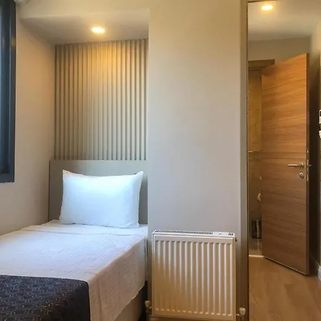 Grand Iska Palace Отель 3*