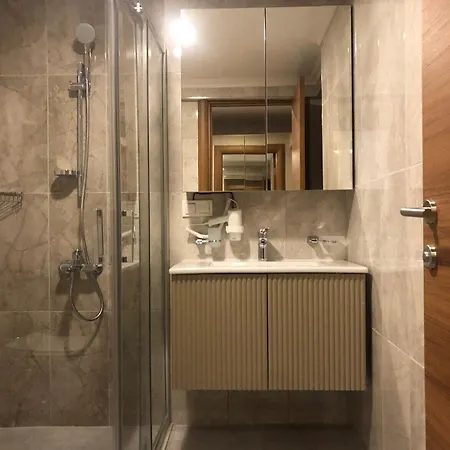 Grand Iska Palace Отель