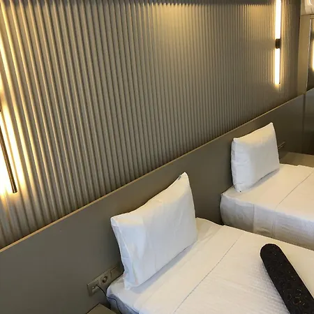 Grand Iska Palace Отель